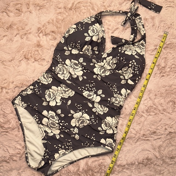 Adore me size 0X one-piece floral print swim suit - Picture 4 of 13